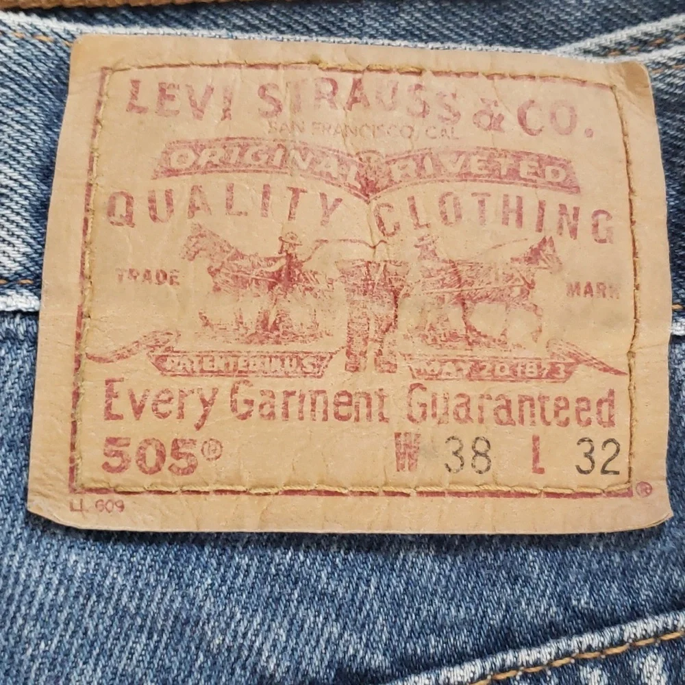 Levi's Red Tab 505 Men's Jeans, regular fit, straight leg, 38 waist, 32 inseam